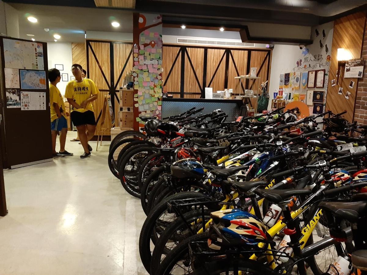 Taipei Travelers International Hostel Tamsui Exterior foto