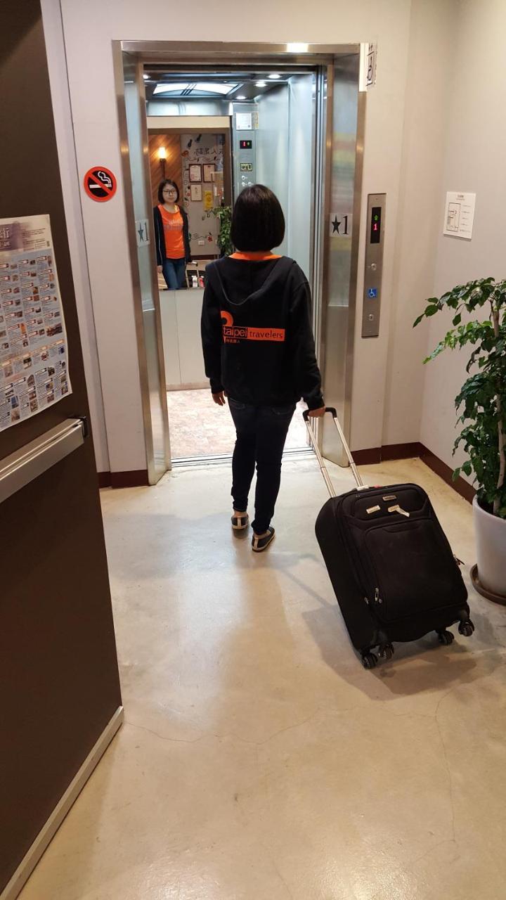 Taipei Travelers International Hostel Tamsui Exterior foto