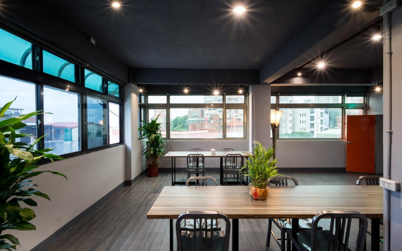 Taipei Travelers International Hostel Tamsui Exterior foto